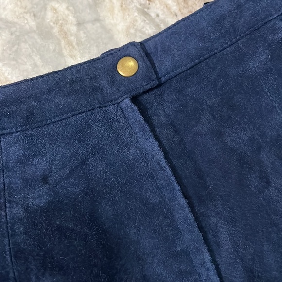 Vintage Blue Suede Skirt - Picture 9 of 11